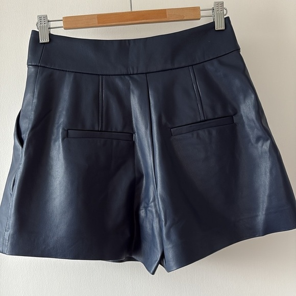 Veronica Beard Navy Blue Faux Leather Shorts 2 - Picture 4 of 8